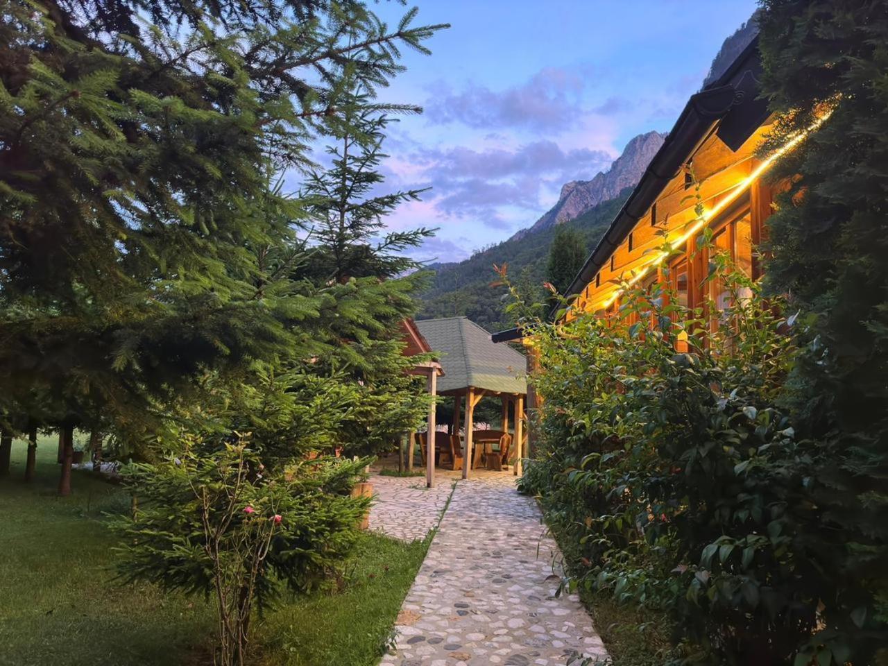 ホテル Valbona Relax エクステリア 写真